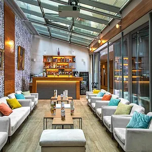 **** Hotel Charm - Formerly Boutique Hungria