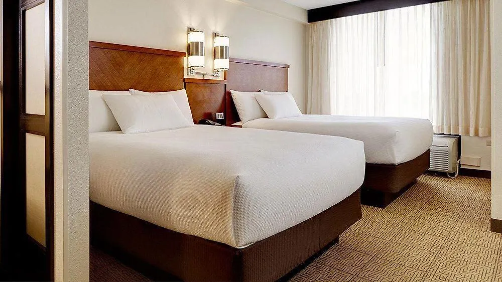 Hyatt Place Las Vegas 3*,
